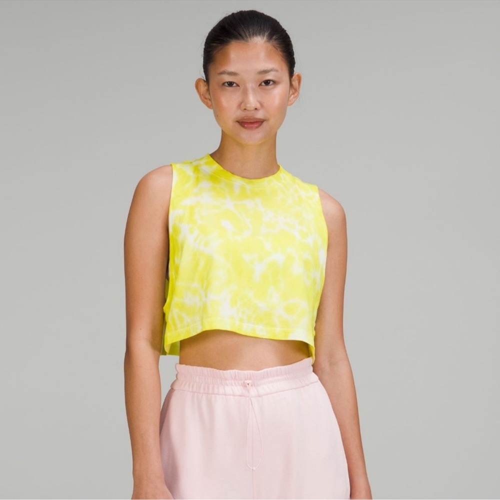 Lululemon All Yours Cropped Tank Top Tie Dye Highlight Yellow 4 Like New!
